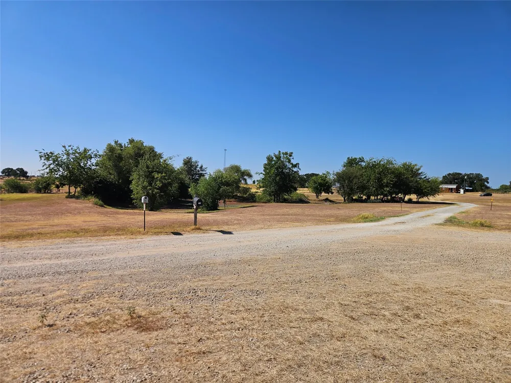 380 Pleasant View Drive Bridgeport, TX 76426
