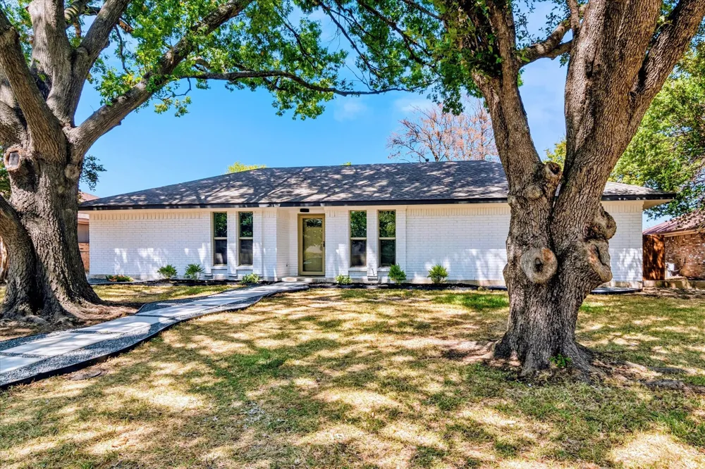 903 Emerson Drive Allen, TX 75002