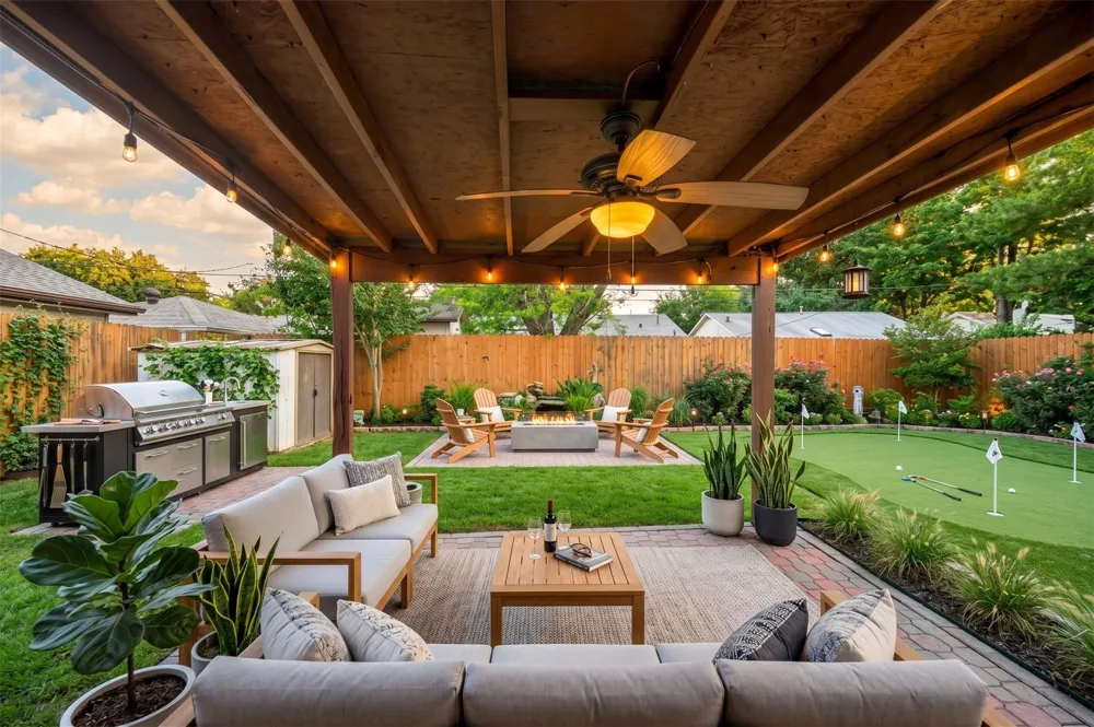 5735 Hoover Street Houston, TX 77092