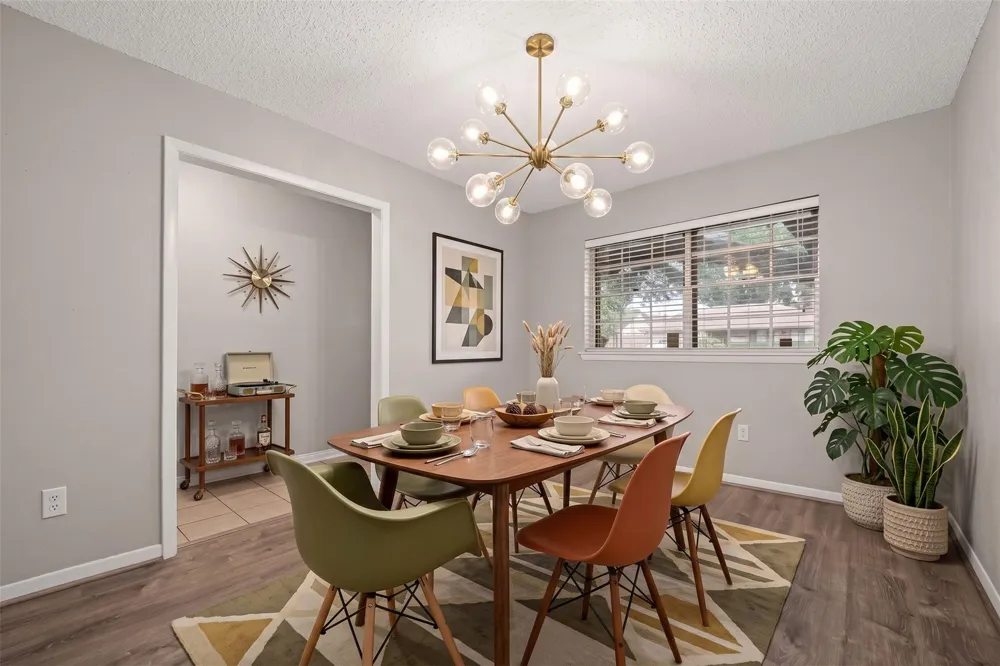 5735 Hoover Street Houston, TX 77092