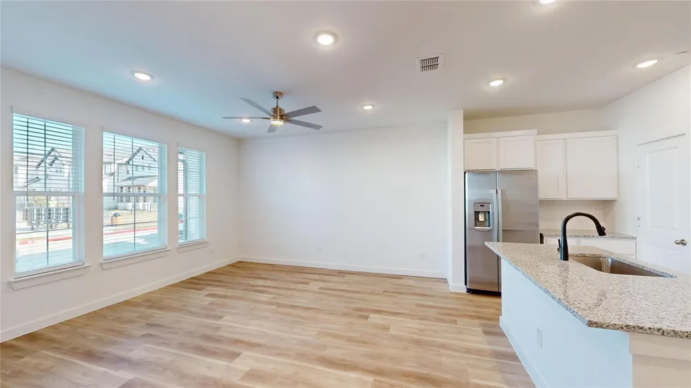 2938 Elle Drive Grand Prairie, TX 75052