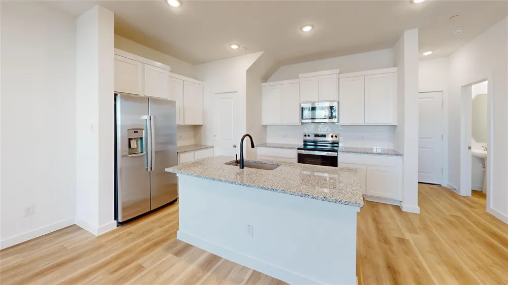 2938 Elle Drive Grand Prairie, TX 75052