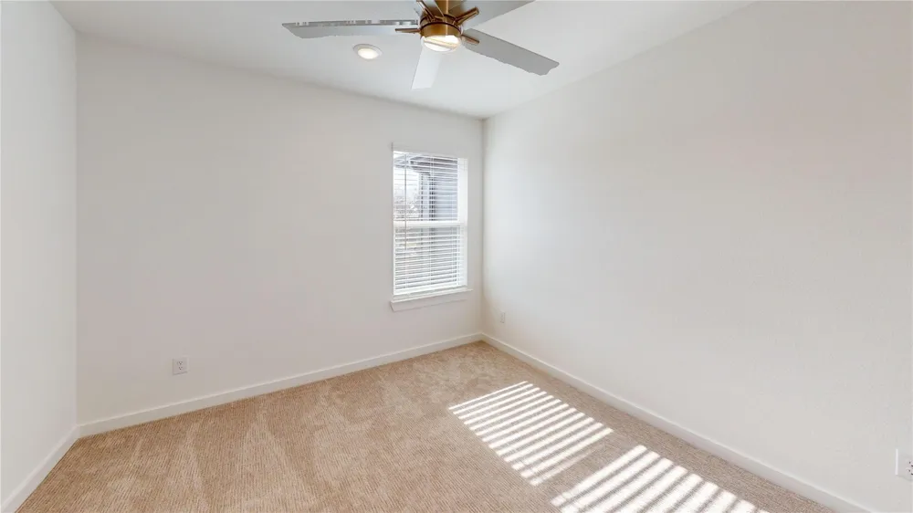 2938 Elle Drive Grand Prairie, TX 75052
