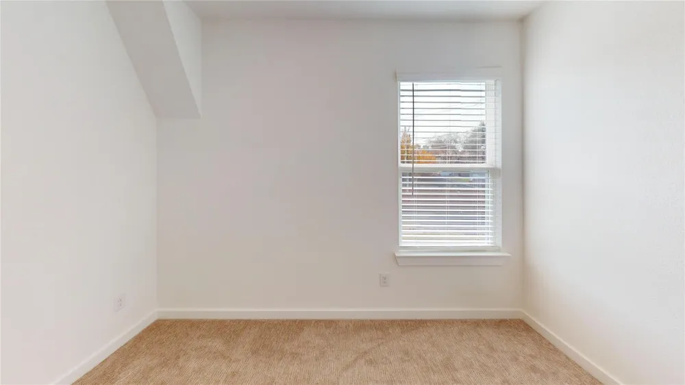 2938 Elle Drive Grand Prairie, TX 75052