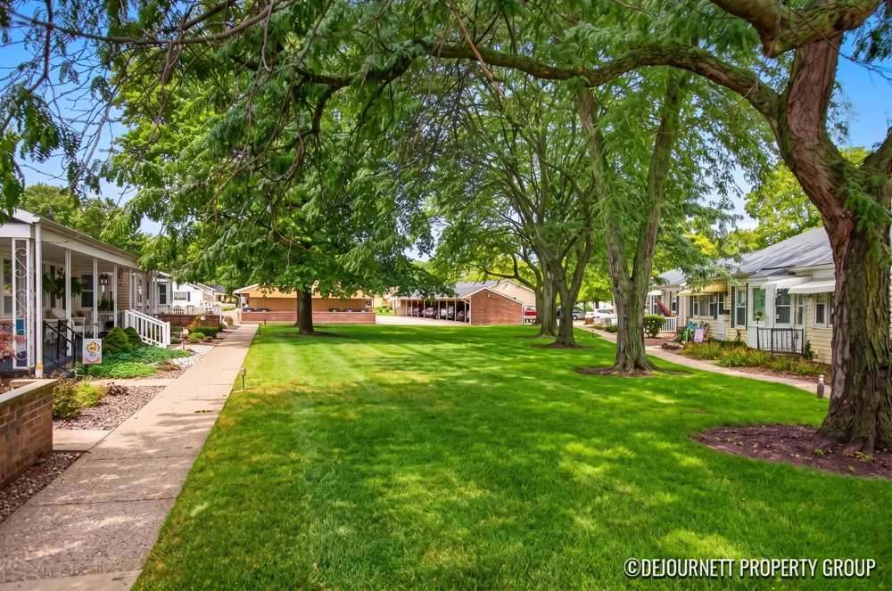 944 Village Lane #172 Jenison, MI 49428