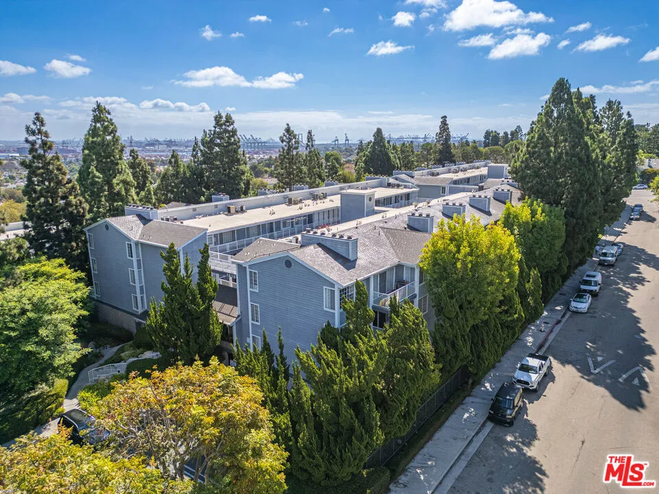 1418 Brett Place #205 San Pedro, CA 90732