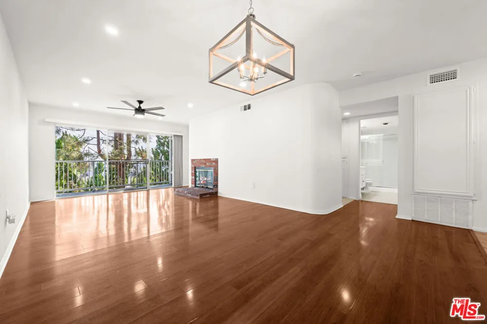 1418 Brett Place #205 San Pedro, CA 90732