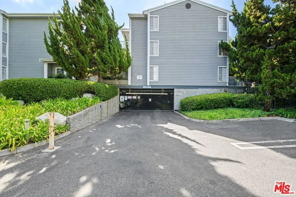 1418 Brett Place #205 San Pedro, CA 90732
