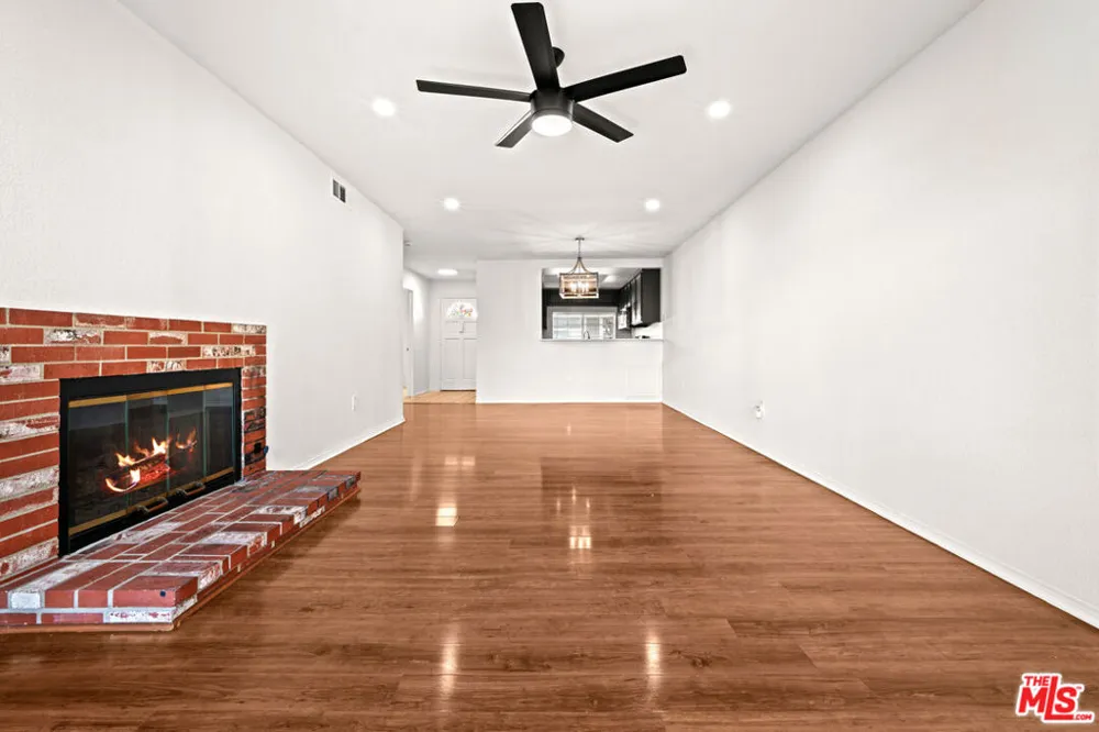 1418 Brett Place #205 San Pedro, CA 90732