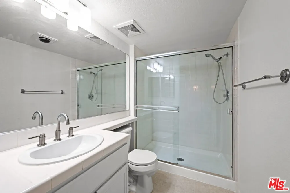 1418 Brett Place #205 San Pedro, CA 90732
