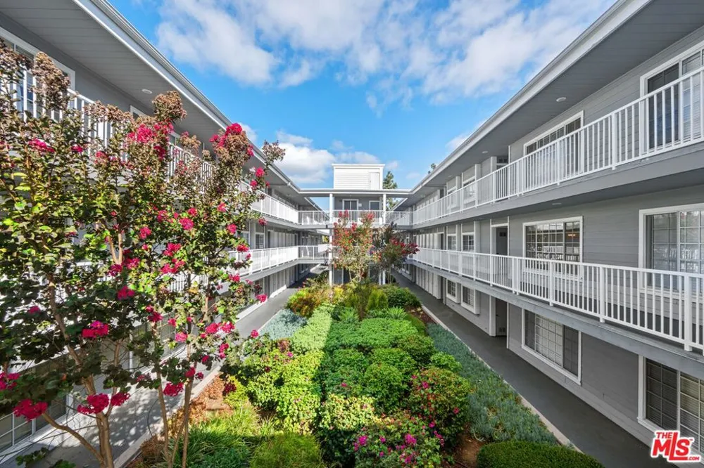 1418 Brett Place #205 San Pedro, CA 90732