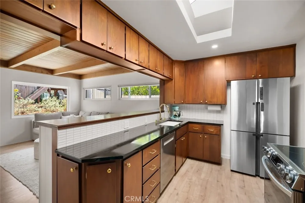 321 Tolosa Way San Luis Obispo, CA 93405