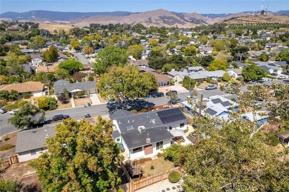 321 Tolosa Way San Luis Obispo, CA 93405