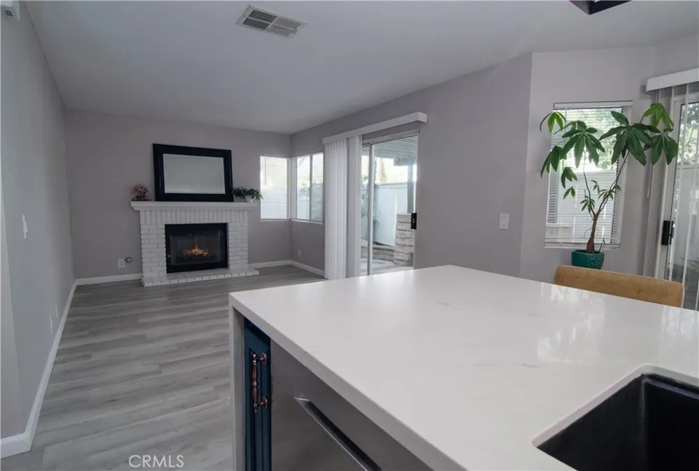 26652 Whippoorwill Canyon Country, CA 91351