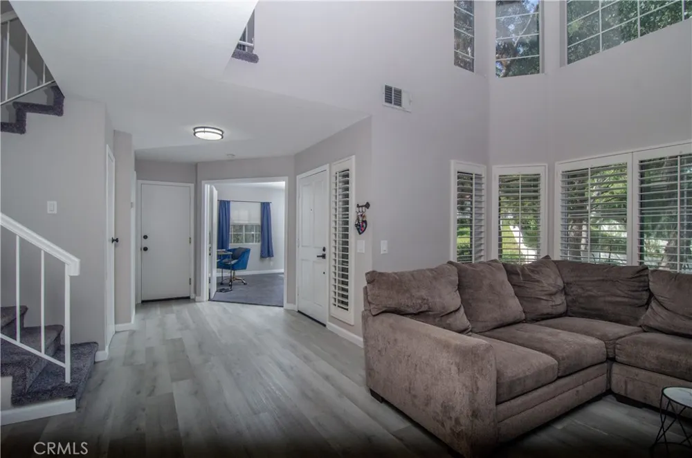 26652 Whippoorwill Canyon Country, CA 91351