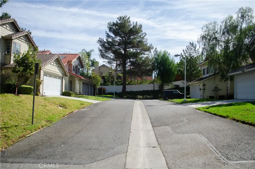 26652 Whippoorwill Canyon Country, CA 91351