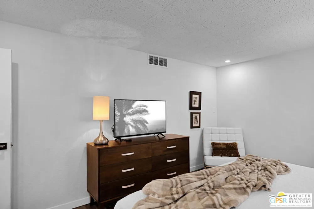 26 Sahara Street Palm Springs, CA 92264