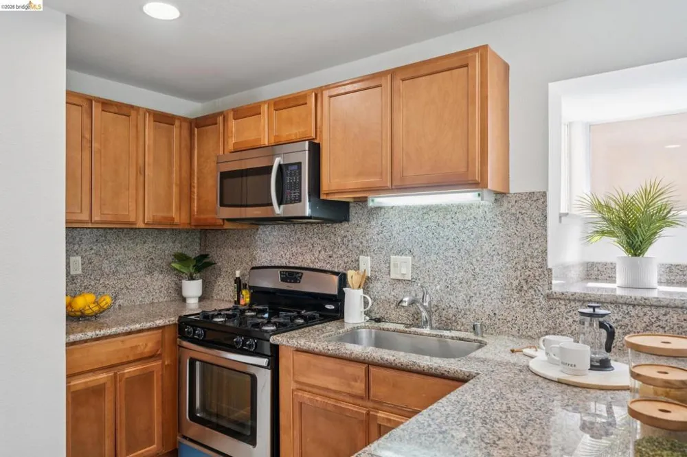 99 Austin Ave Hayward, CA 94544