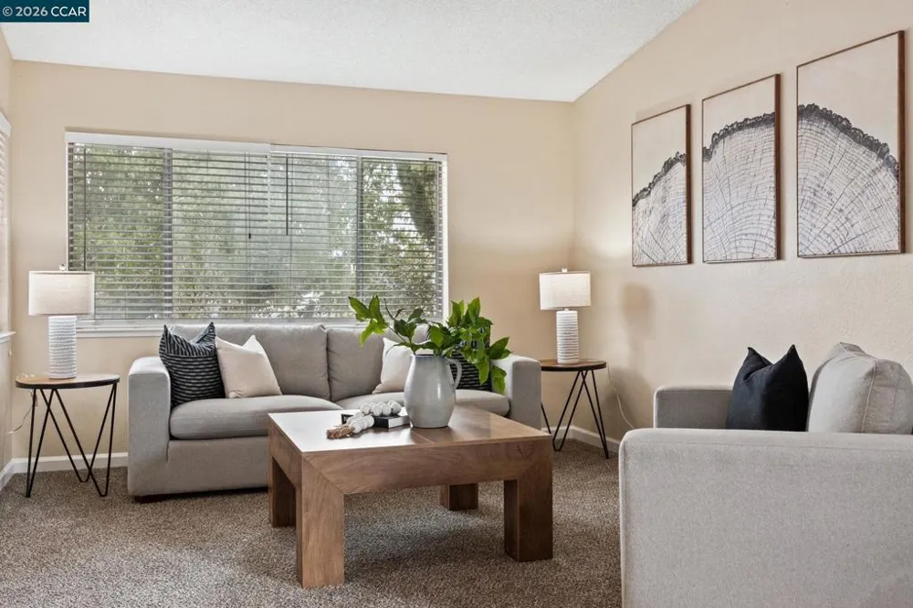 905 Heron Dr Suisun City, CA 94585