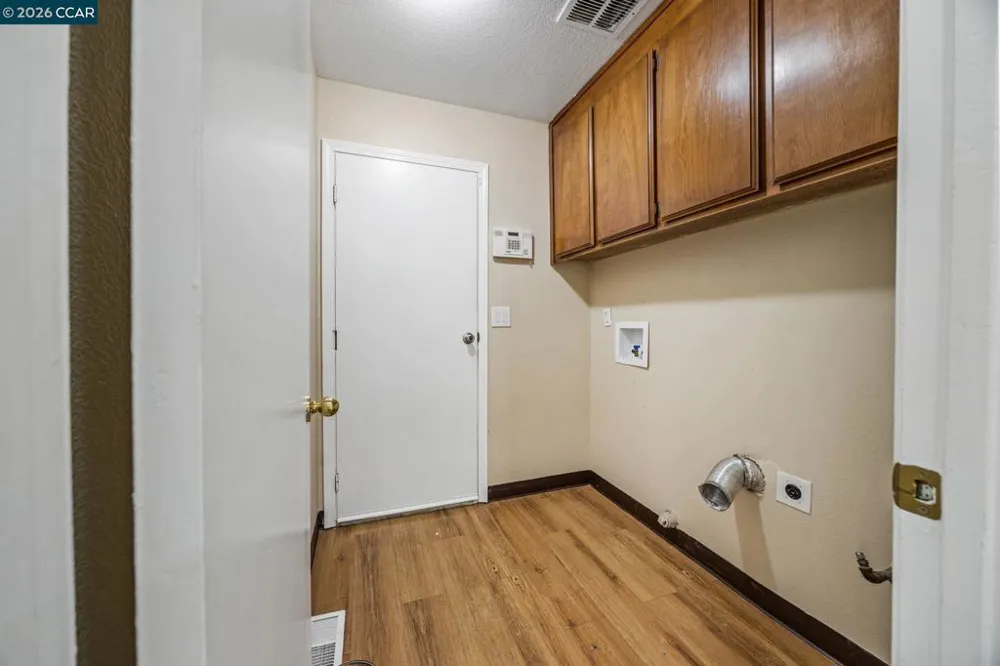 905 Heron Dr Suisun City, CA 94585