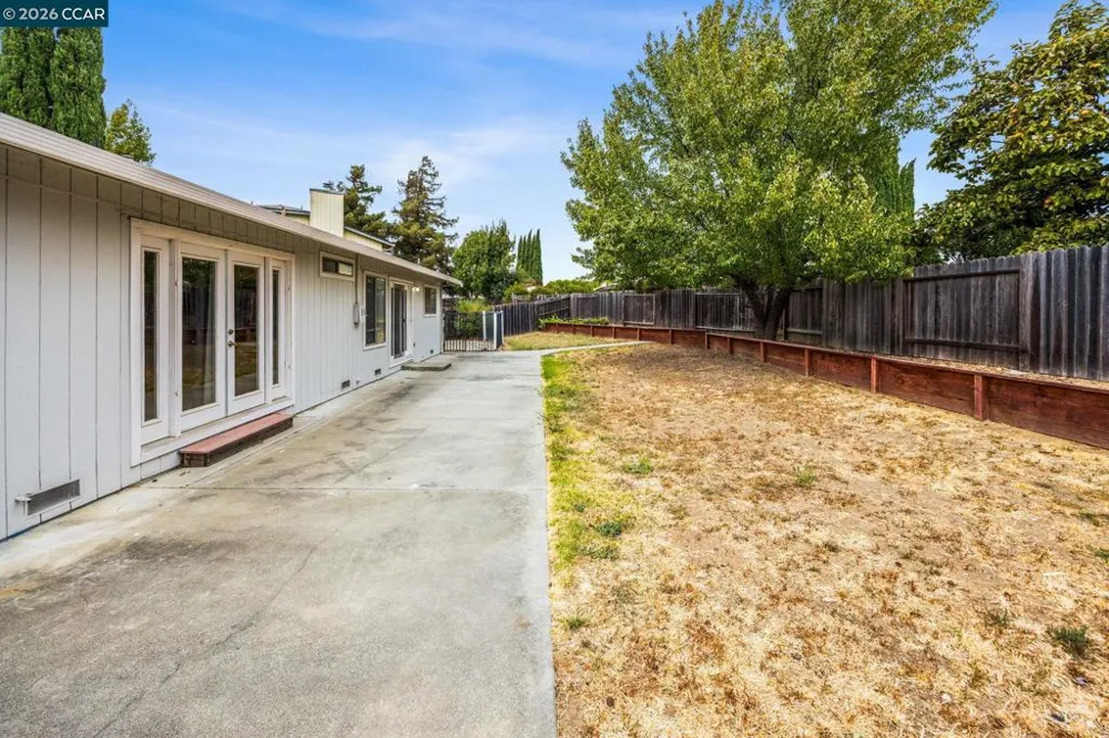 905 Heron Dr Suisun City, CA 94585