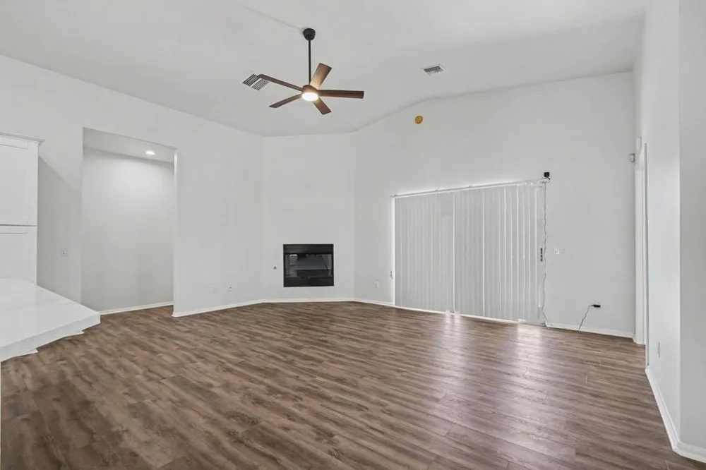 69721 Willow Lane Cathedral City, CA 92234