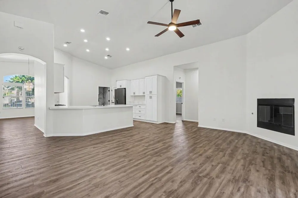 69721 Willow Lane Cathedral City, CA 92234