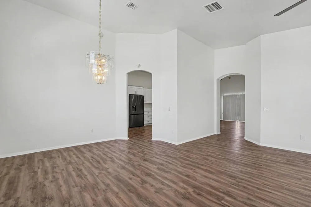 69721 Willow Lane Cathedral City, CA 92234