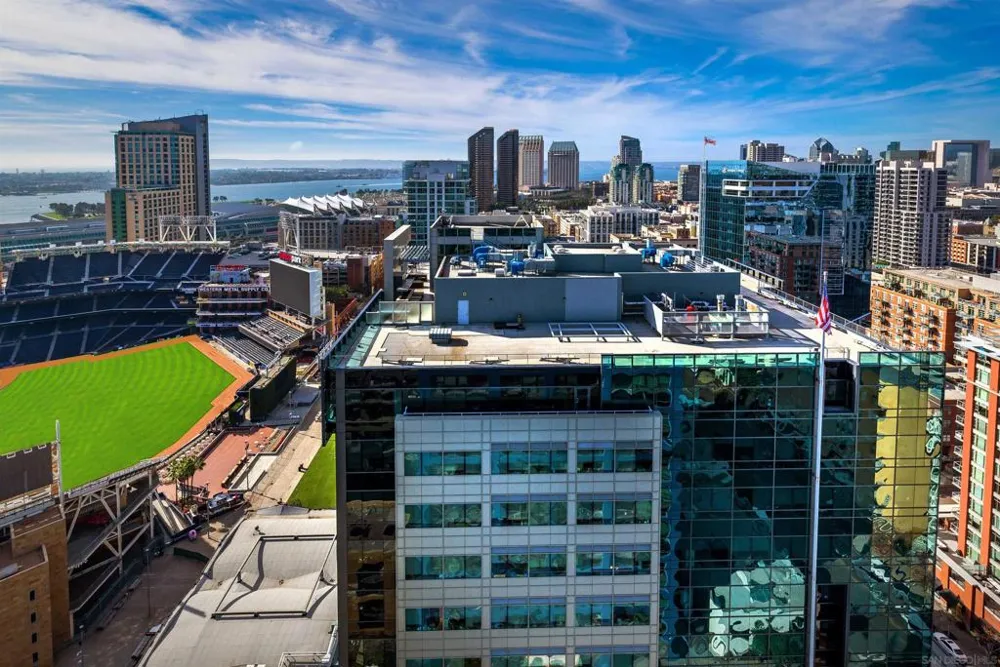 321 10th Ave. #2208 San Diego, CA 92101