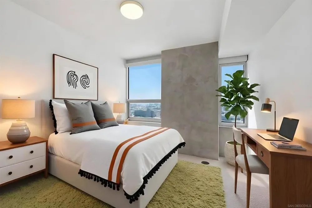 321 10th Ave. #2208 San Diego, CA 92101
