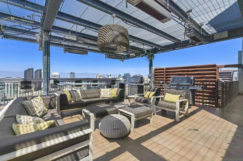 321 10th Ave. #2208 San Diego, CA 92101