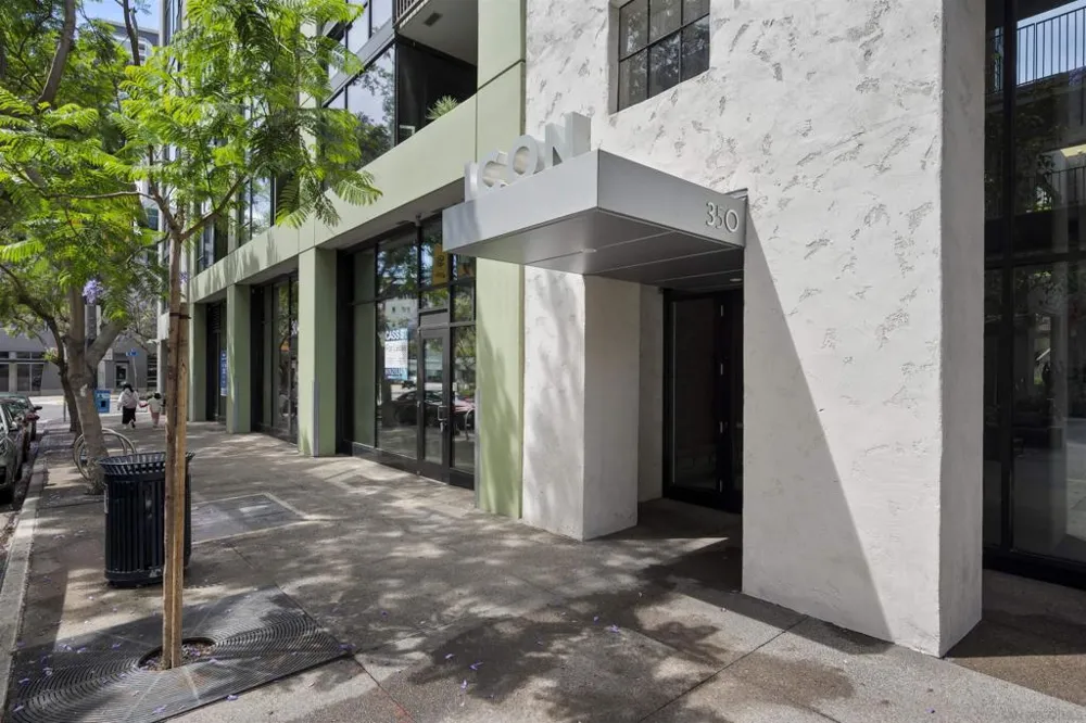 321 10th Ave. #2208 San Diego, CA 92101