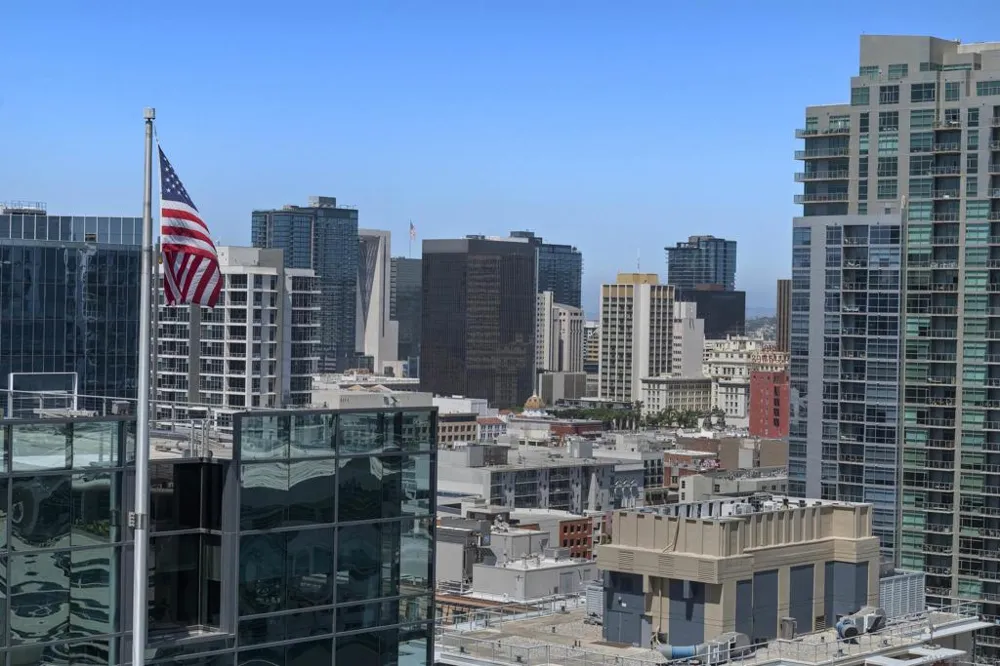 321 10th Ave. #2208 San Diego, CA 92101