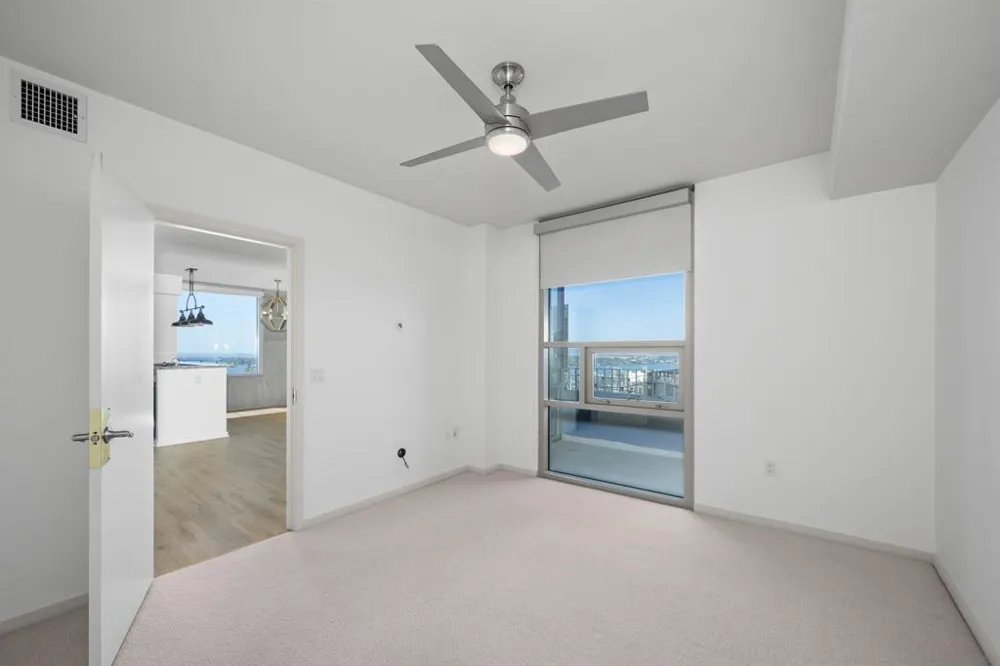 321 10th Ave. #2208 San Diego, CA 92101