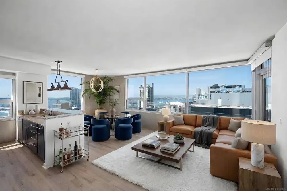 321 10th Ave. #2208 San Diego, CA 92101