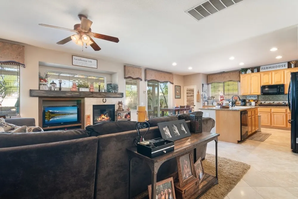 37781 Rushing Wind Court Murrieta, CA 92563