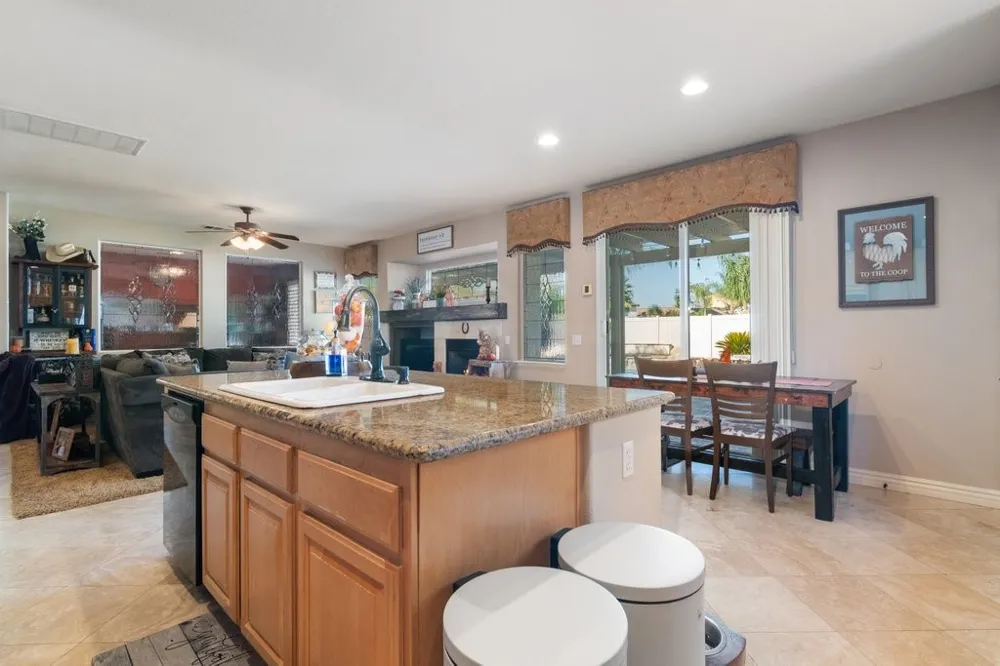 37781 Rushing Wind Court Murrieta, CA 92563
