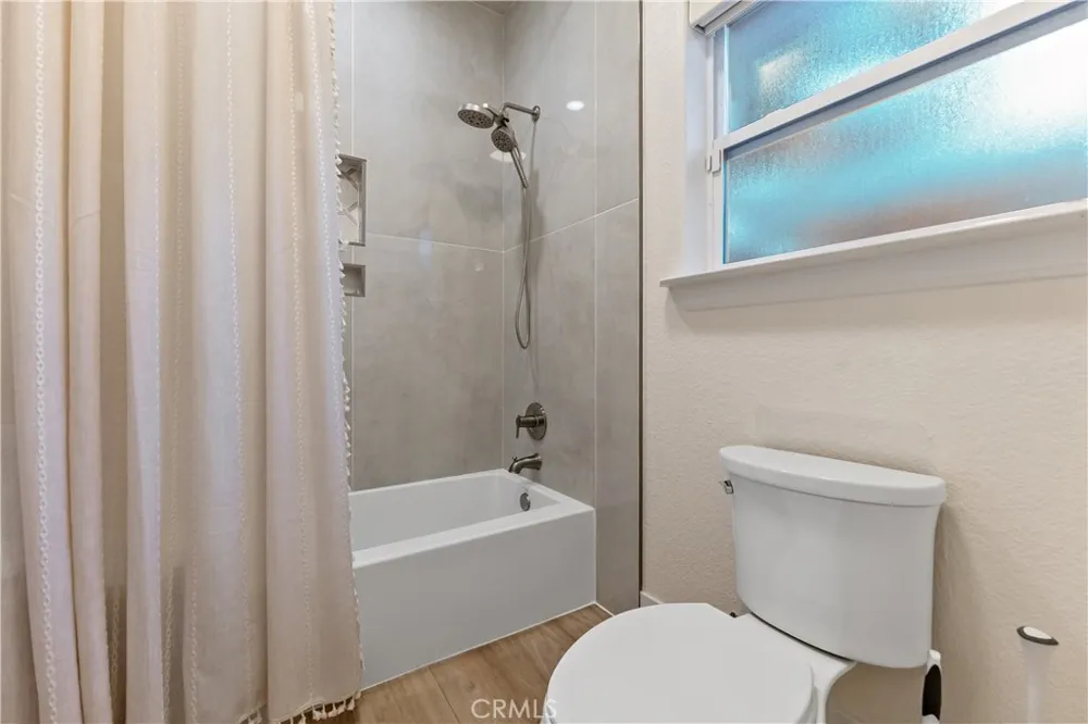 6054 Woodson Avenue Fresno, CA 93711