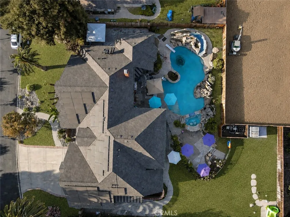 6054 Woodson Avenue Fresno, CA 93711