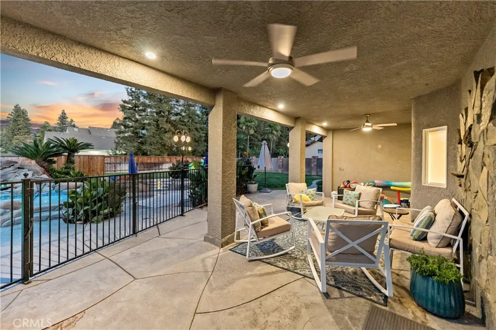 6054 Woodson Avenue Fresno, CA 93711