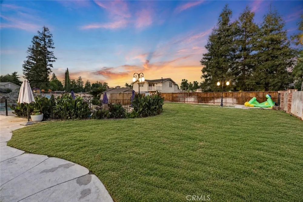6054 Woodson Avenue Fresno, CA 93711