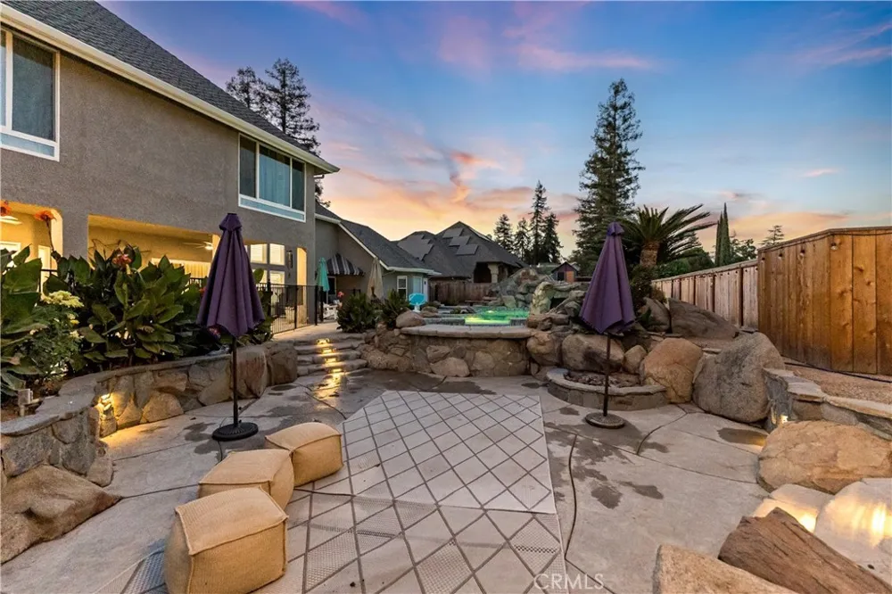 6054 Woodson Avenue Fresno, CA 93711