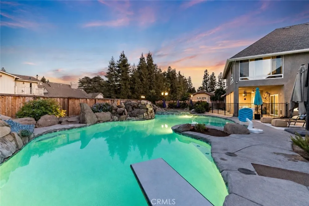 6054 Woodson Avenue Fresno, CA 93711