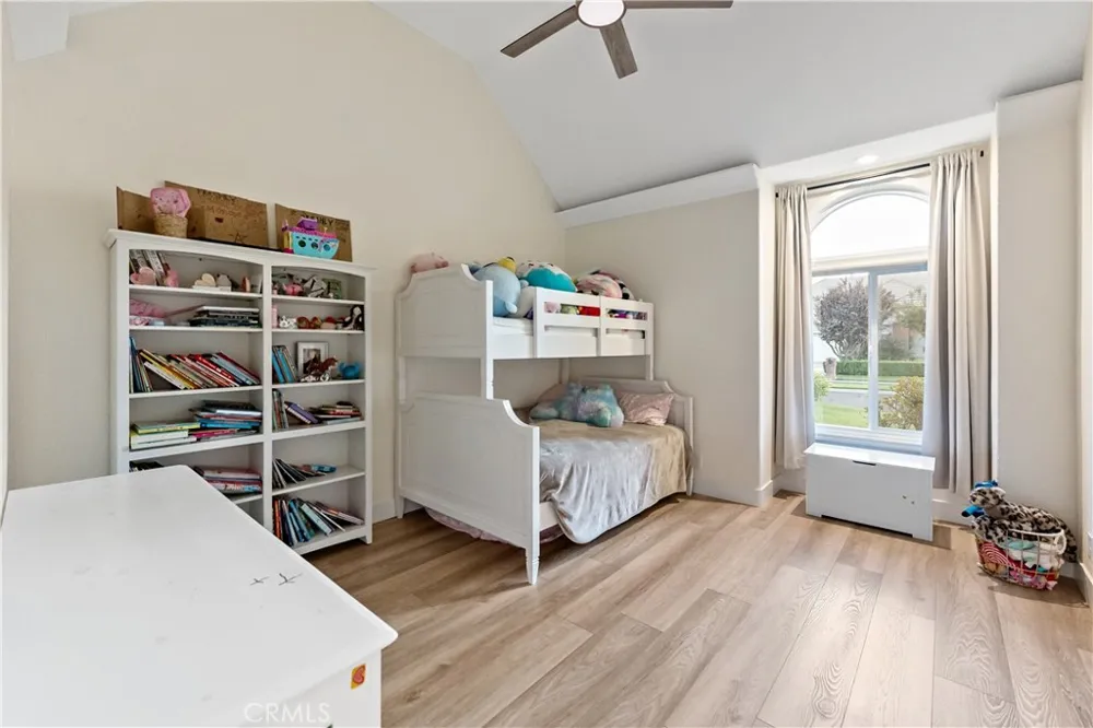 6054 Woodson Avenue Fresno, CA 93711