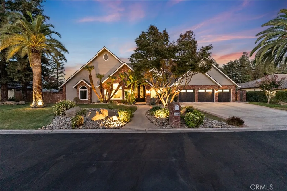 6054 Woodson Avenue Fresno, CA 93711