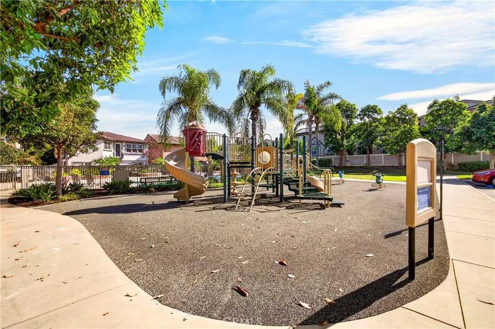 2889 Plaza Del Amo #117 Torrance, CA 90503