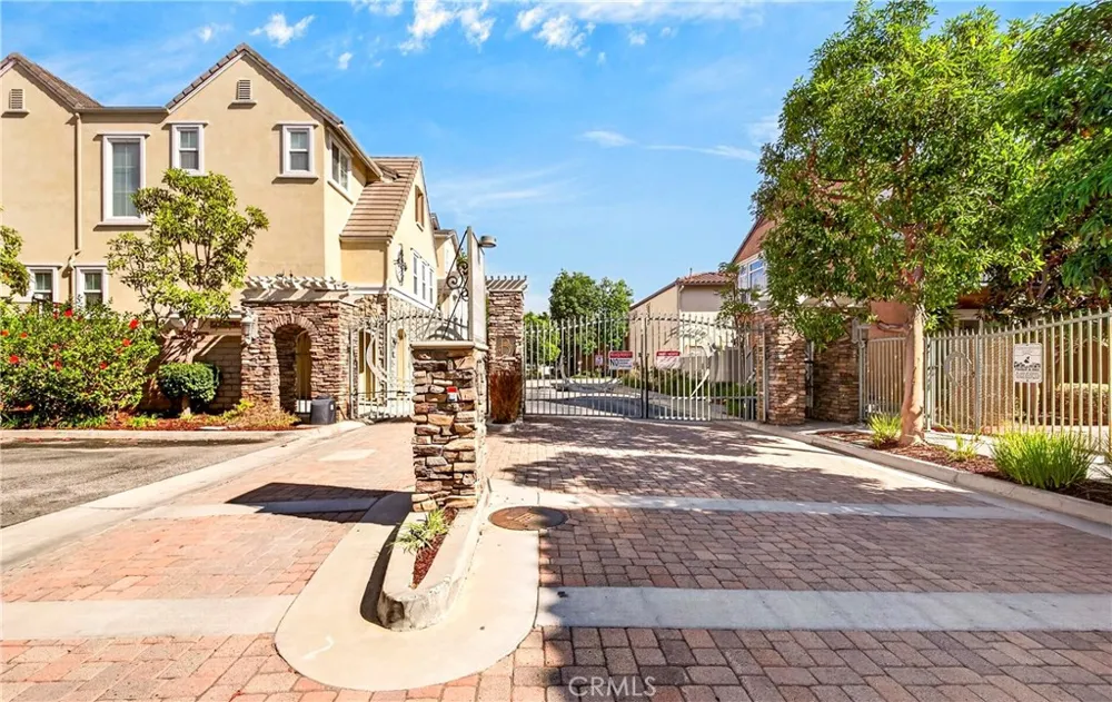 2889 Plaza Del Amo #117 Torrance, CA 90503