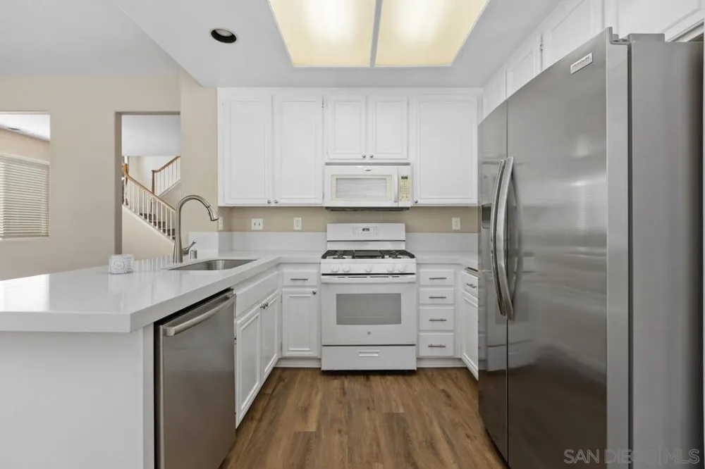 609 Paseo Rio Vista, CA 92081