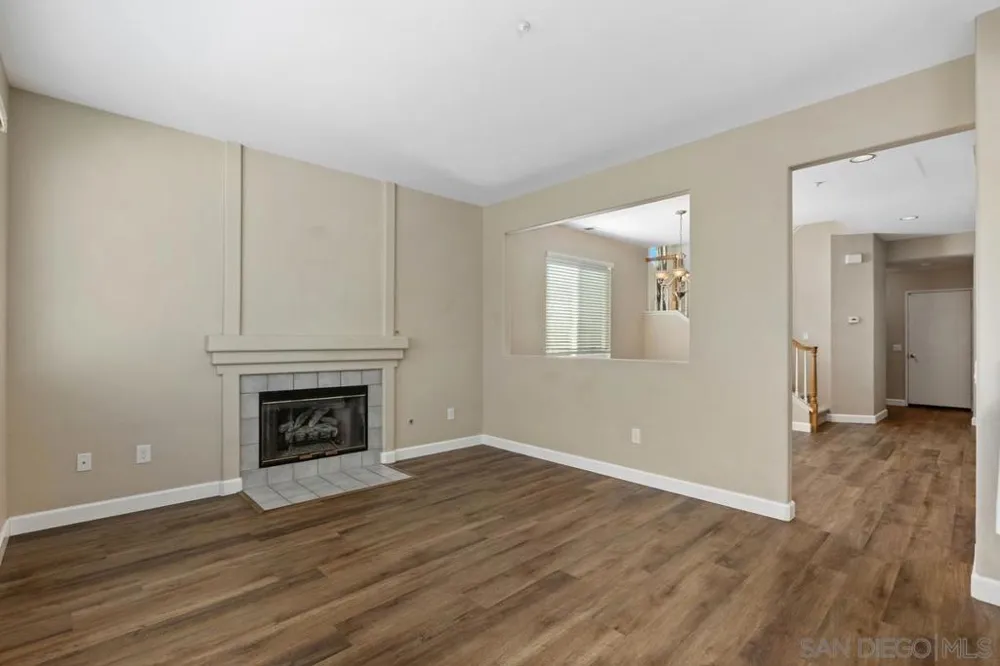 609 Paseo Rio Vista, CA 92081