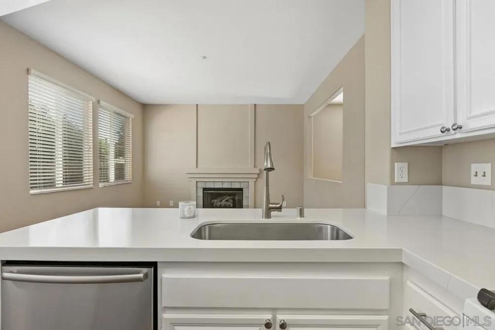609 Paseo Rio Vista, CA 92081